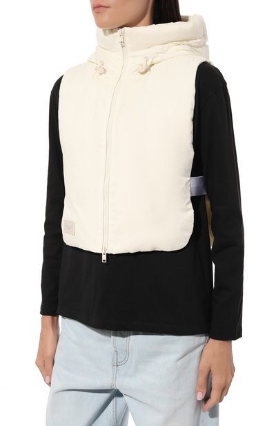 Пуховый жилет YS ARMY PARIS белого цвета по цене 34250 руб., арт. 23EFA021XXNYD0, фото 3 Пуховый жилет YS ARMY PARIS, арт. 23EFA021XXNYD0, фото 3