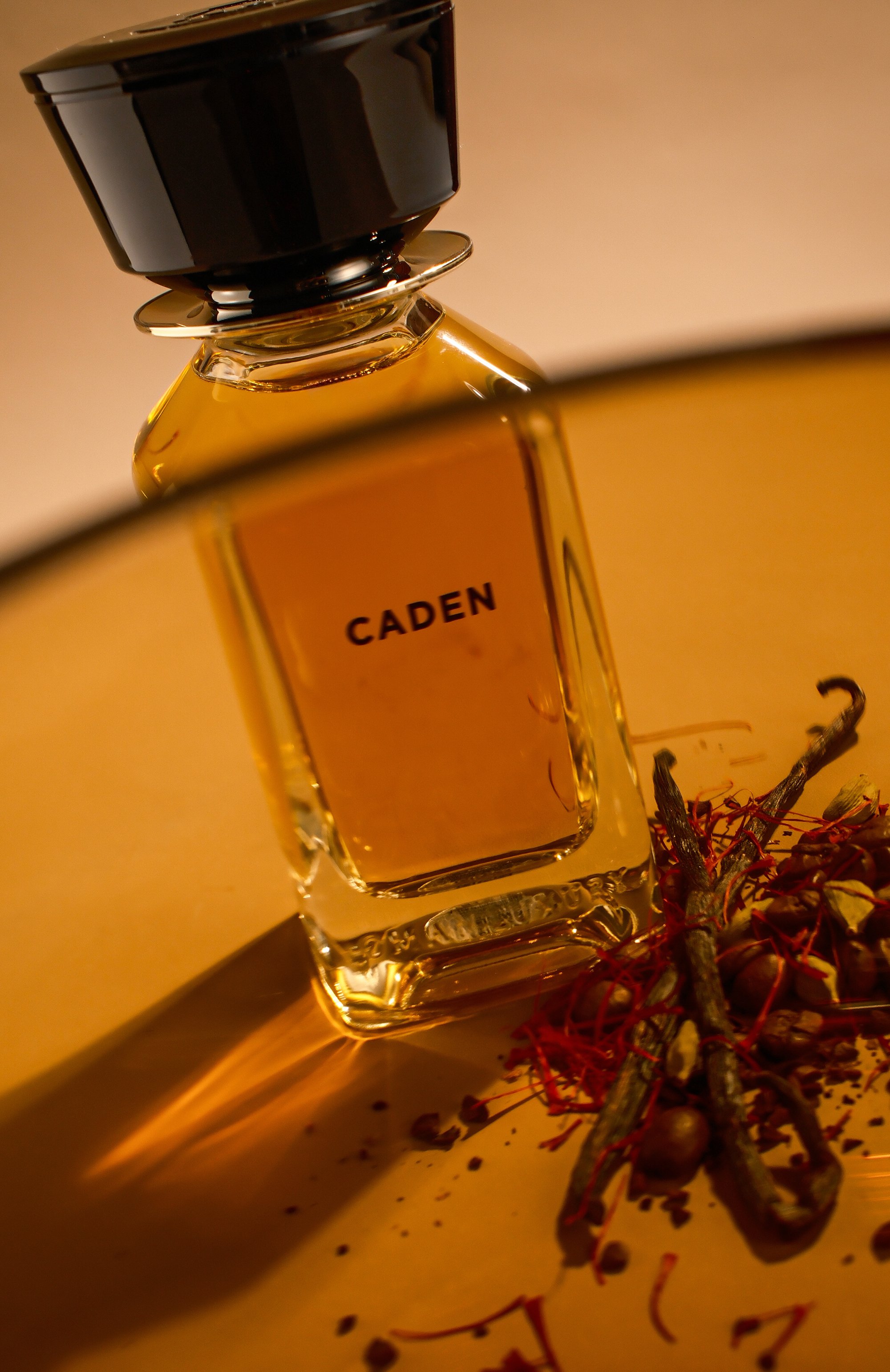Парфюмерная вода caden (100ml) OMAN LUXURY бесцветного цвета по цене 25800 руб., арт. 396835141463, фото 3 Парфюмерная вода caden (100ml) OMAN LUXURY, арт. 396835141463, фото 3