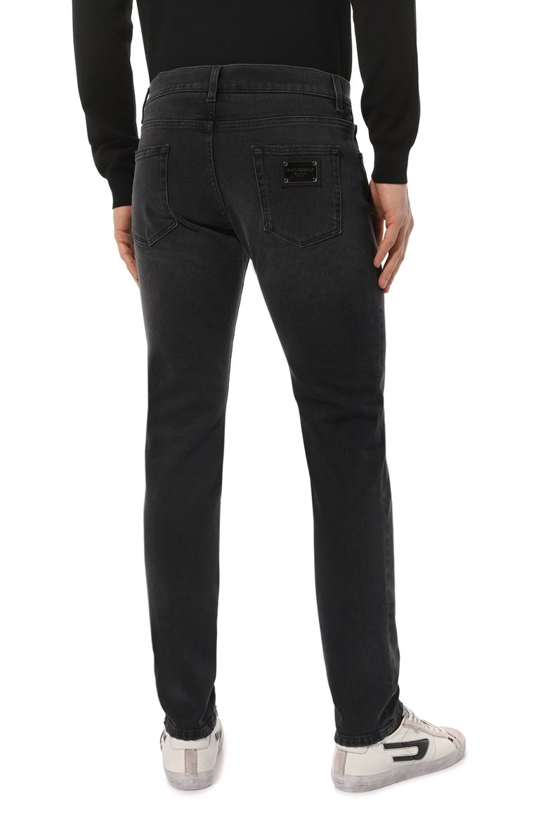 Мужские джинсы skinny DOLCE & GABBANA темно-серого цвета, арт. GY07LD/G8IP2 | Фото 4 (Материал внешний: Хлопок, Деним; Длина (брюки, джинсы): Стандартные; Кросс-КТ: Деним; Детали: Потертости; Силуэт М (брюки): Прямые; Нос: Не проставлено; Стили: Классический; Автоматизация состава: Проставлено; Автоматизация ТО: Проставлено)