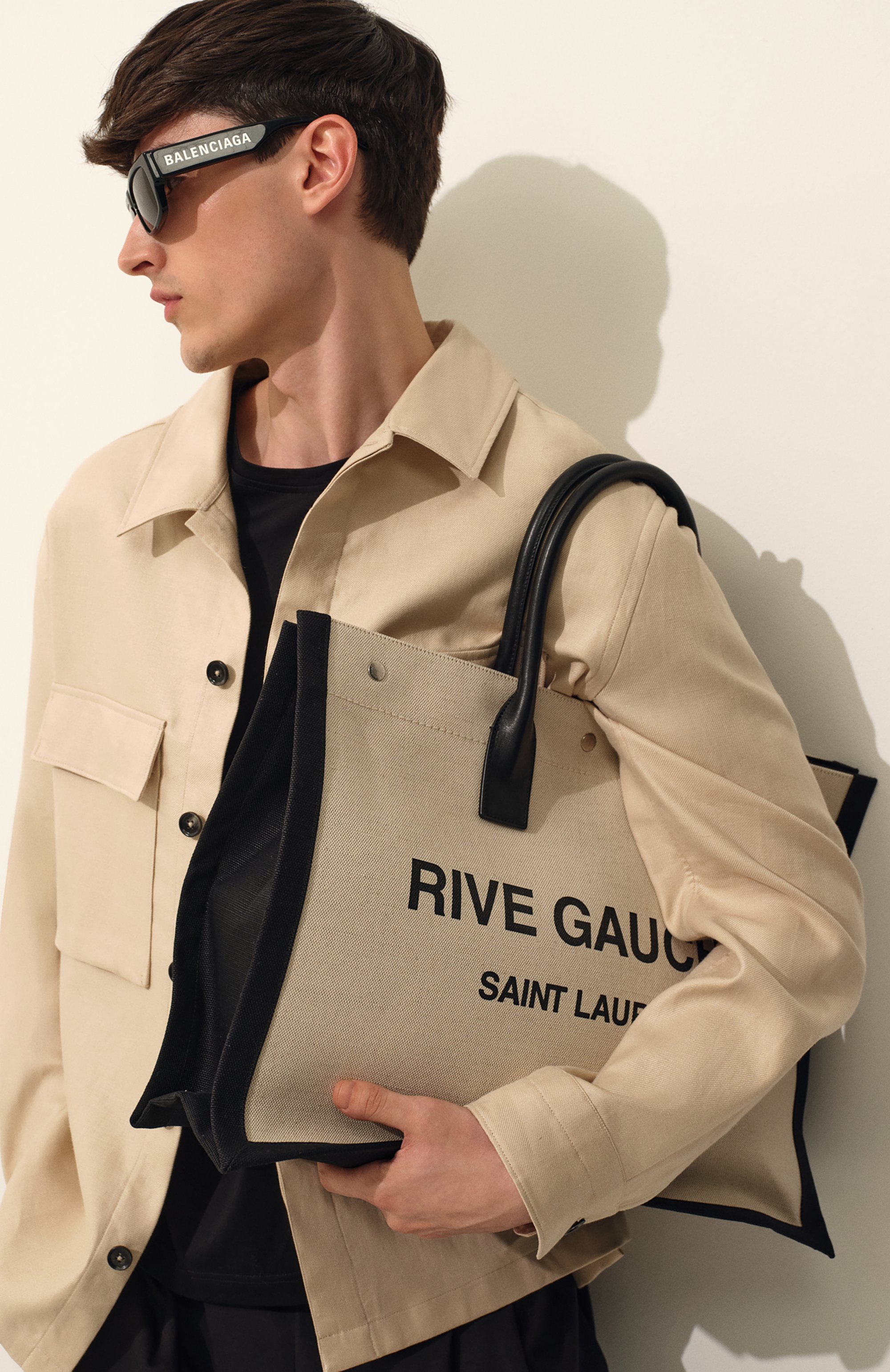 Солнцезащитные очки BALENCIAGA черного цвета по цене 42700 руб., арт. BB0261SA 001, фото 6 Солнцезащитные очки BALENCIAGA, арт. BB0261SA 001, фото 6