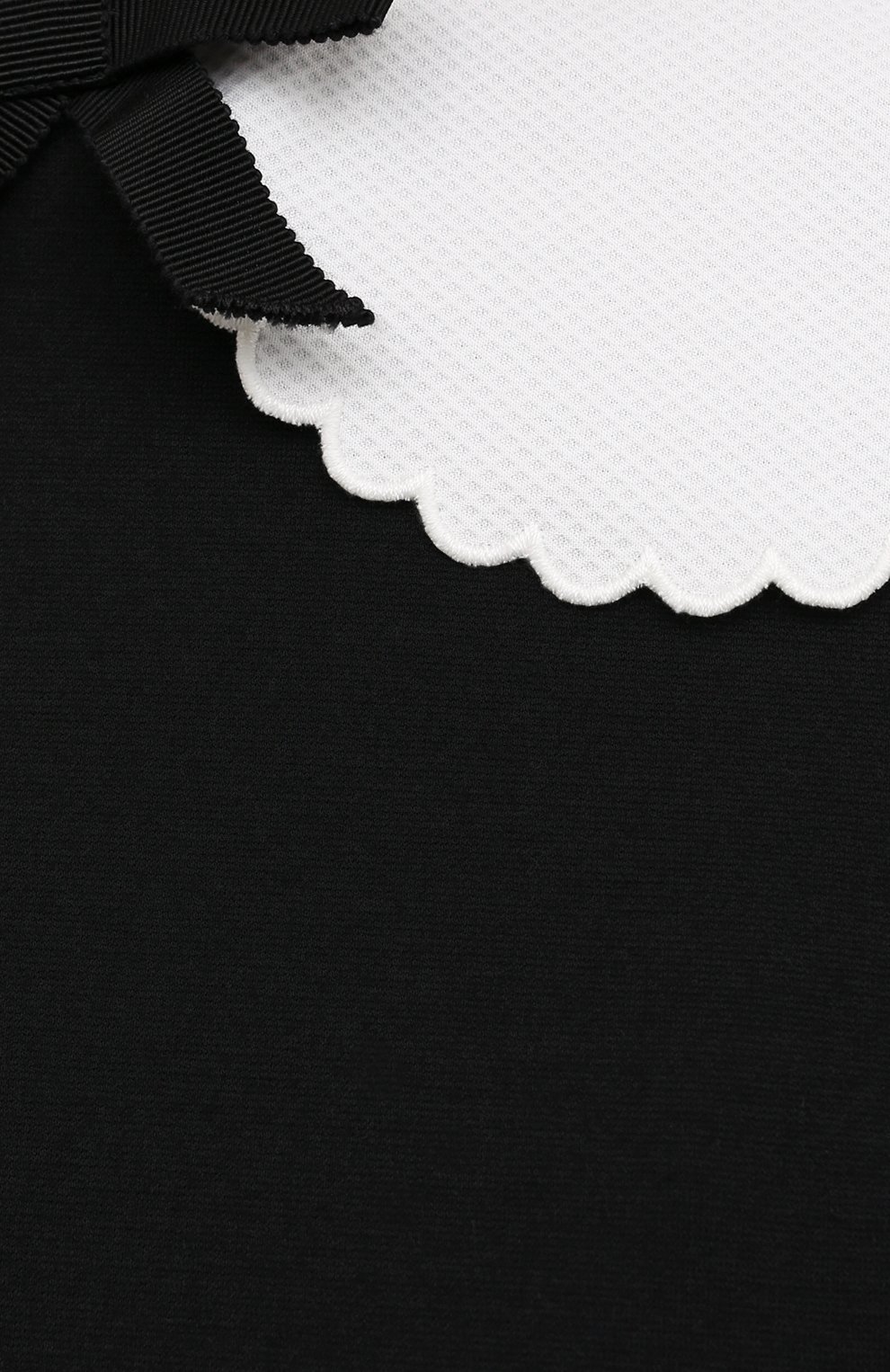 Платье из вискозы MIU MIU черного цвета по цене 99000 руб., арт. MJA816-1XE2-F0002, фото 5 Платье из вискозы MIU MIU, арт. MJA816-1XE2-F0002, фото 5