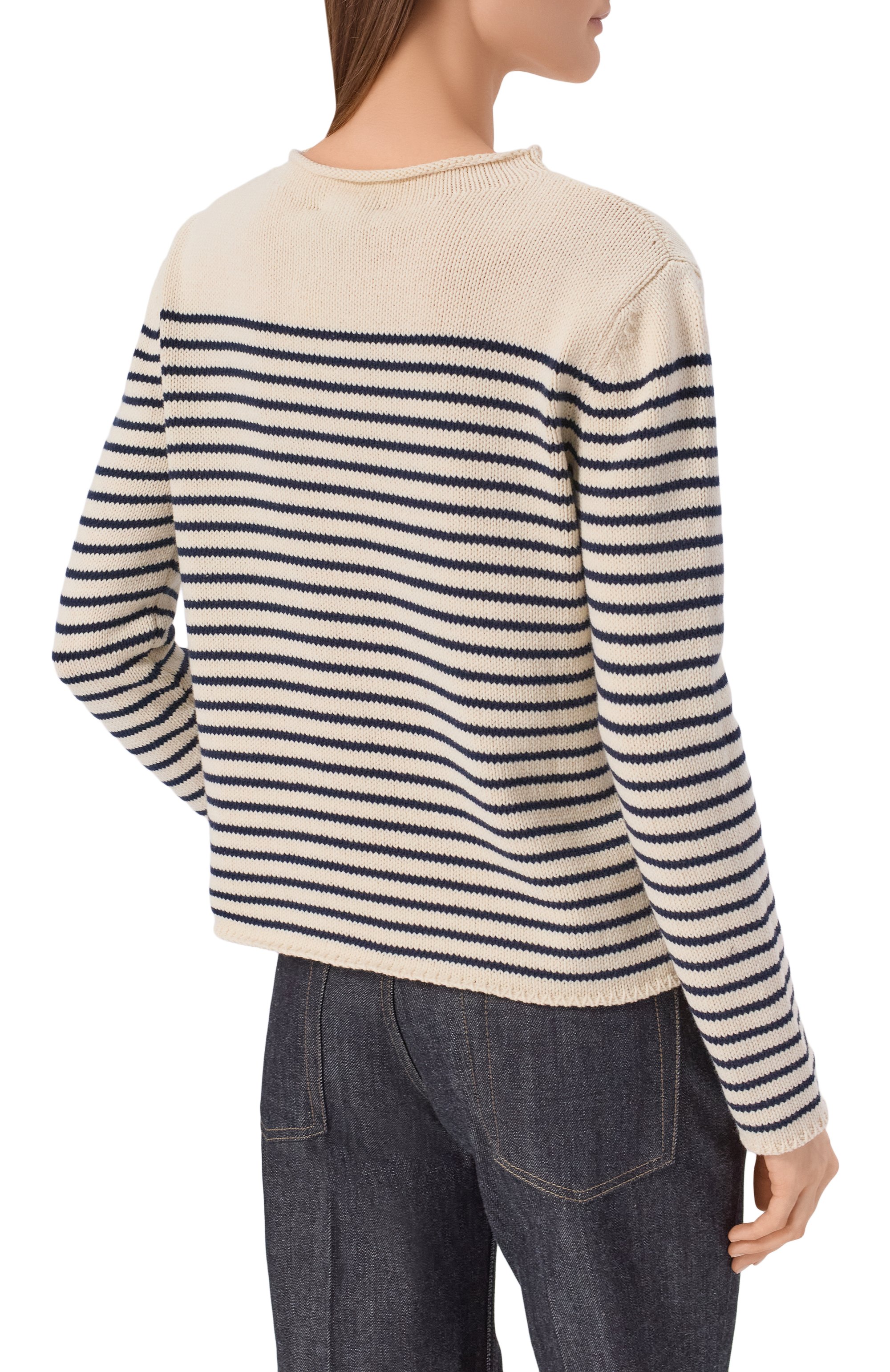 Свитер WEEKEND MAX MARA кремового цвета по цене 26300 руб., арт. WKDQUADR0, фото 4 Свитер WEEKEND MAX MARA, арт. WKDQUADR0, фото 4