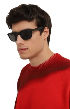 Мужские солнцезащитные очки RAY-BAN черного цвета, арт. 4404M-F68487 | Фото 2 (Кросс-КТ: С/з-мужское; Региональные ограничения белый список (Axapta Mercury): Не проставлено; Нос: Не проставлено; Материал: Пластик; Тип очков: С/з; Очки форма: Прямоугольные; Оптика Гендер: оптика-мужское)