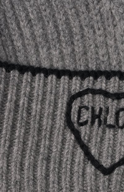 Шапка из шерсти и кашемира CHLOÉ серого цвета по цене 59850 руб., арт. CH26SKB02WCS, фото 3 Шапка из шерсти и кашемира CHLOÉ, арт. CH26SKB02WCS, фото 3