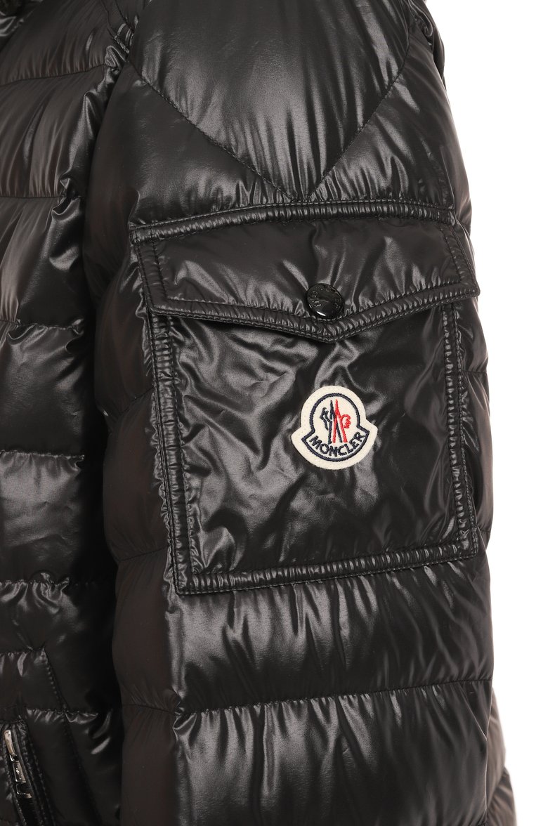 Мужская пуховая куртка lauros MONCLER черного цвета, арт. 1A00020/595ZJ | Фото 6 (Материал подклада: Синтетический материал; Длина (верхняя одежда): Короткие; Материал внешний: Синтетический материал; Материал утеплителя: Пух и перо; Рукава: Длинные; Мужское Кросс-КТ: Куртка-пуховая; Кросс-КТ: Куртка, Утепленные; Стили: Кэжуэл)