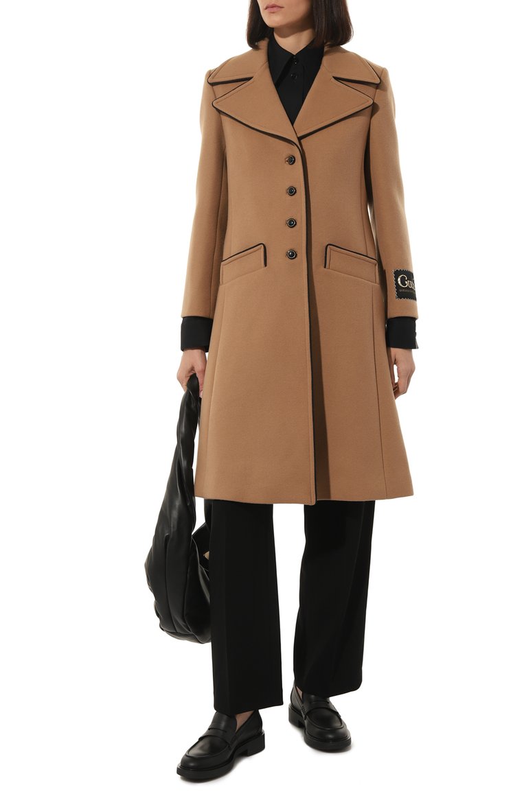 Женское шерстяное пальто GUCCI коричневого цвета, арт. 652015 ZAAL6 | Фото 2 (Рукава: Длинные; Материал внешний: Шерсть; Длина (верхняя одежда): До колена; 1-2-бортные: Однобортные; Стили: Кэжуэл)