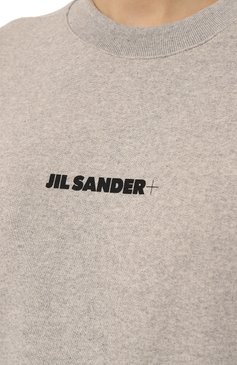 Женский хлопковый свитшот JIL SANDER серого цвета, арт. J40GU0001/J20010 | Фото 5 (Рукава: Длинные; Региональные ограничения белый список (Axapta Mercury): Не проставлено; Длина (для топов): Стандартные; Материал сплава: Проставлено; Нос: Не проставлено; Материал внешний: Хлопок; Стили: Спорт-шик; Драгоценные камни: Проставлено; Женское Кросс-КТ: Свитшот-одежда)