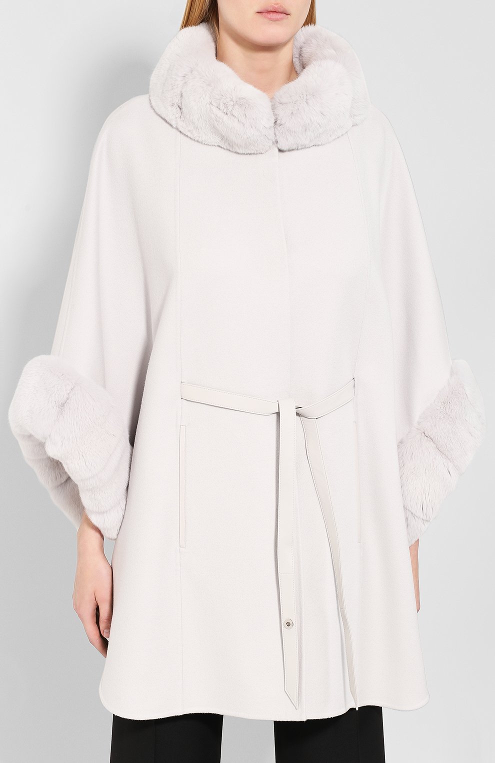 Кашемировая накидка LORO PIANA бежевого цвета по цене 1980000 руб., арт. FAG3754, фото 3 Кашемировая накидка LORO PIANA, арт. FAG3754, фото 3