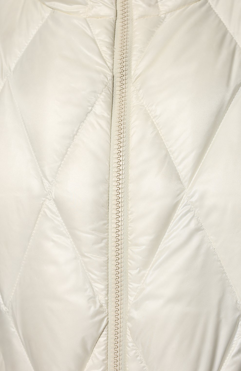 Пуховая куртка serignan MONCLER кремового цвета по цене 119500 руб., арт. H1-093-1A000-52-539AQ, фото 5 Пуховая куртка serignan MONCLER, арт. H1-093-1A000-52-539AQ, фото 5