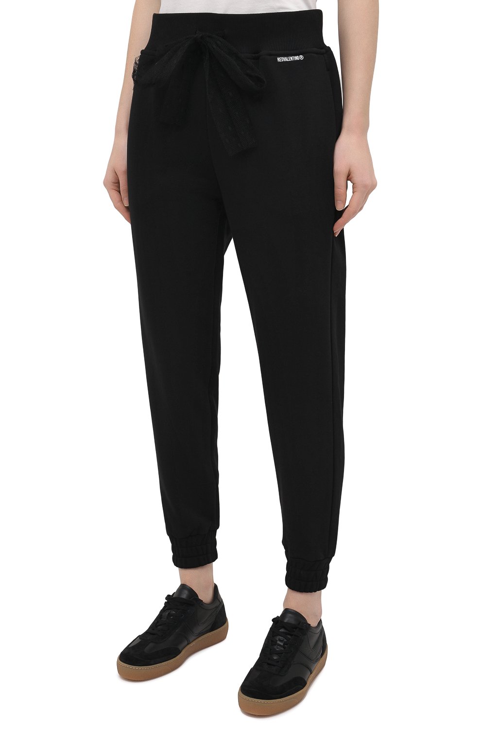 Хлопковые джоггеры REDVALENTINO черного цвета по цене 30850 руб., арт. VR3MD01M/5JM, фото 3 Хлопковые джоггеры REDVALENTINO, арт. VR3MD01M/5JM, фото 3