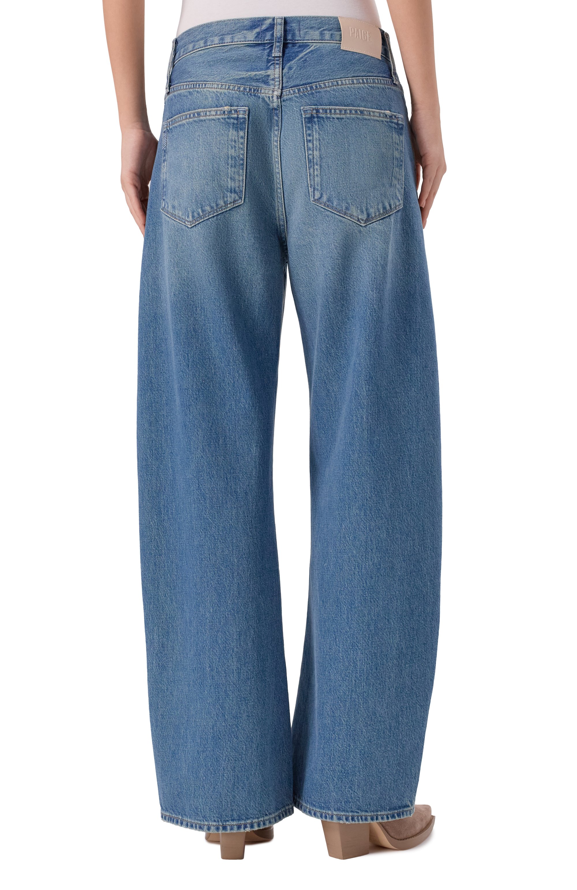 Джинсы arellia PAIGE голубого цвета по цене 45950 руб., арт. 1E74028-C467, фото 4 Джинсы arellia PAIGE, арт. 1E74028-C467, фото 4