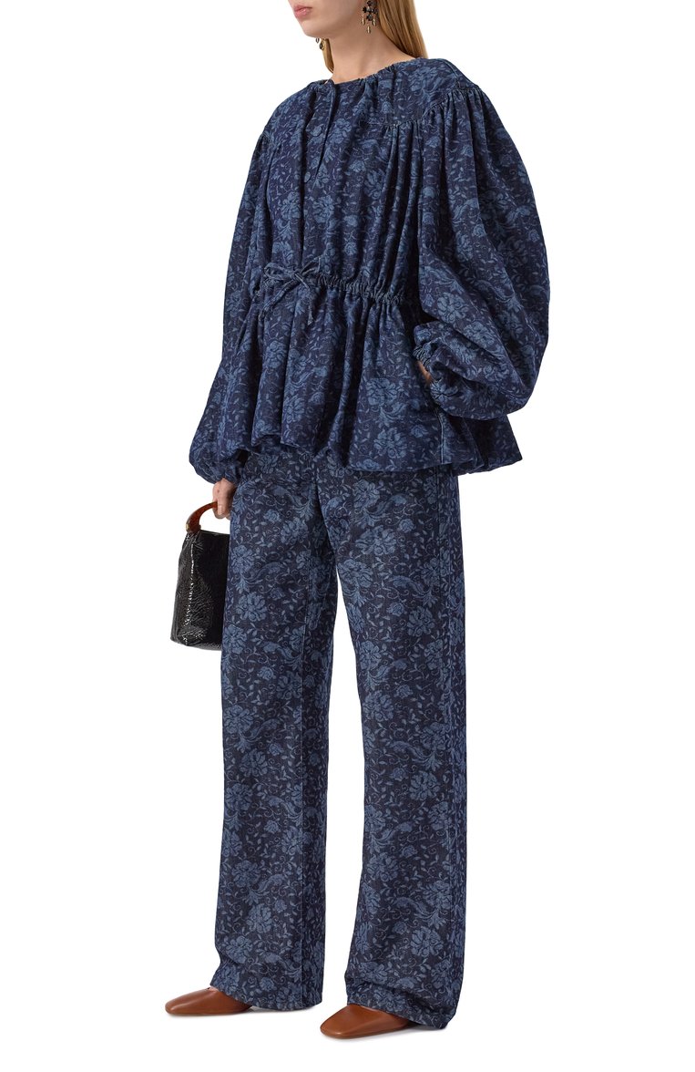 Женские джинсы DRIES VAN NOTEN темно-синего цвета, арт. 251-010935-1557 | Фото 2 (Автоматизация ТО: Проставлено; Длина (брюки, джинсы): Удлиненные; Материал внешний: Хлопок, Деним; Автоматизация состава: Проставлено; Силуэт Ж (брюки и джинсы): Прямые; Кросс-КТ: Деним; Детали: Принт; Стили: Кэжуэл)