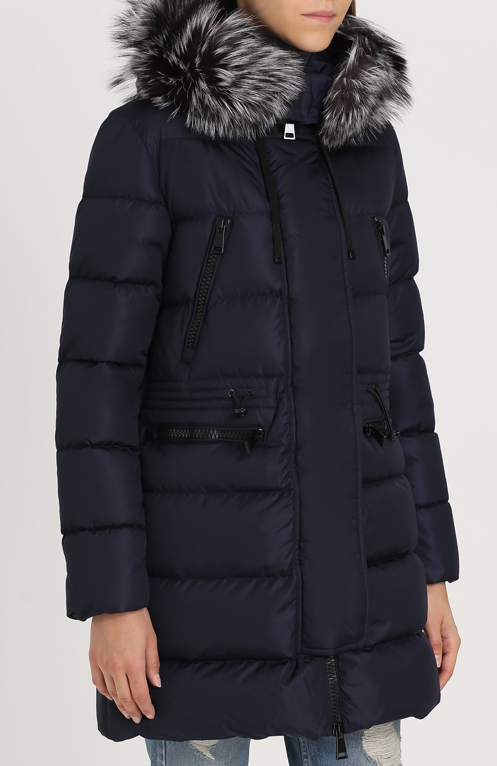 Приталенный стеганый пуховик с меховой отделкой капюшона MONCLER, арт. C2-093-49885-25-54155, фото 3