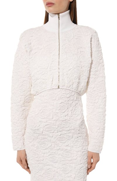 Куртка из вискозы AND THE BRAND молочного цвета по цене 37520 руб., арт. S23-JT004-1603-101, фото 3 Куртка из вискозы AND THE BRAND, арт. S23-JT004-1603-101, фото 3