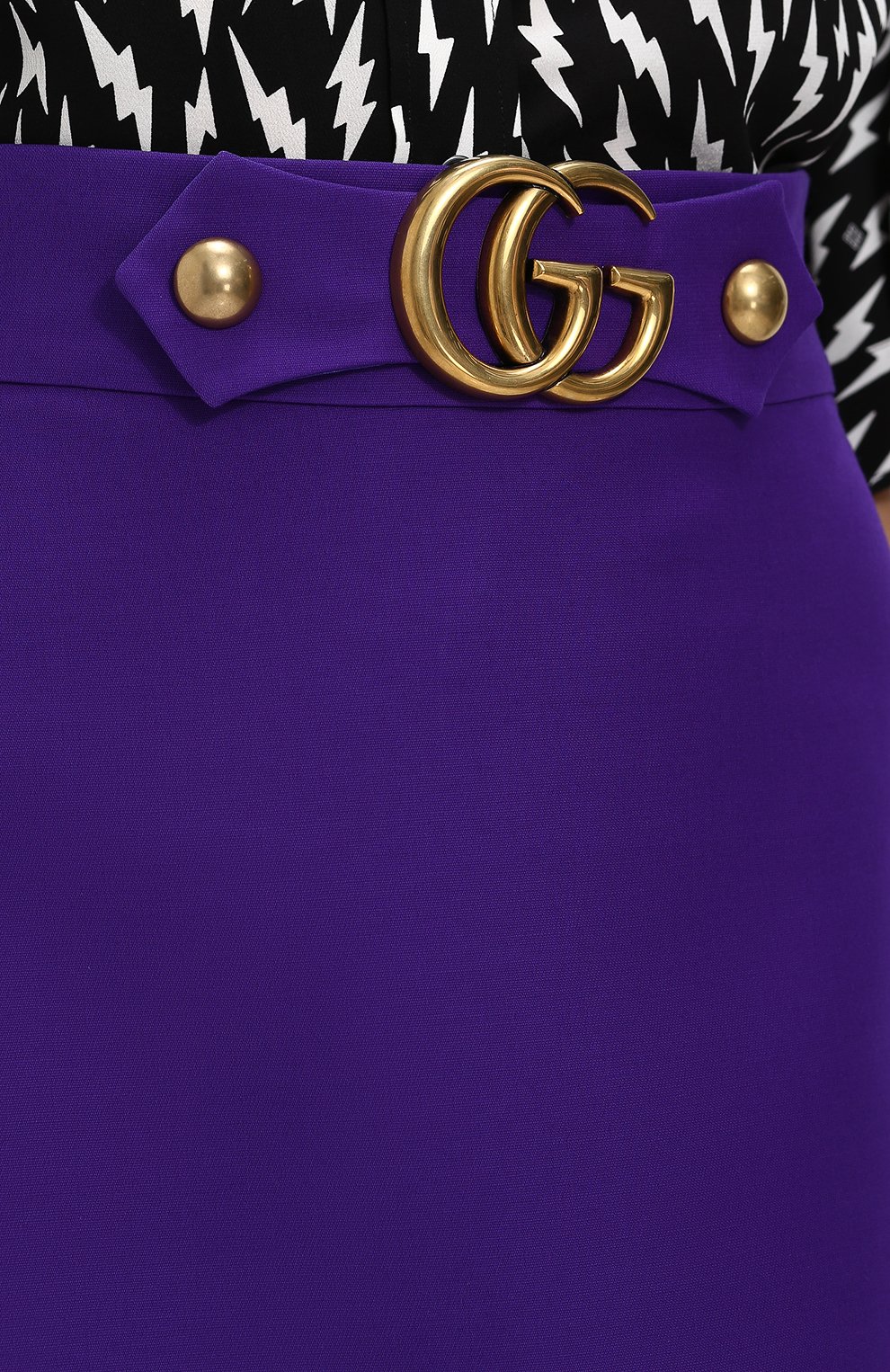 Однотонная мини-юбка из смеси шерсти и шелка GUCCI фиолетового цвета по цене 79600 руб., арт. 430572/ZHM88, фото 5 Однотонная мини-юбка из смеси шерсти и шелка GUCCI, арт. 430572/ZHM88, фото 5