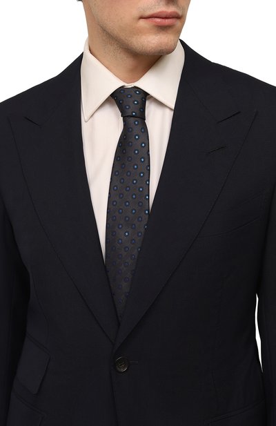 Шелковый галстук GIORGIO ARMANI темно-серого цвета по цене 21500 руб., арт. 360054/3R930, фото 2 Шелковый галстук GIORGIO ARMANI, арт. 360054/3R930, фото 2