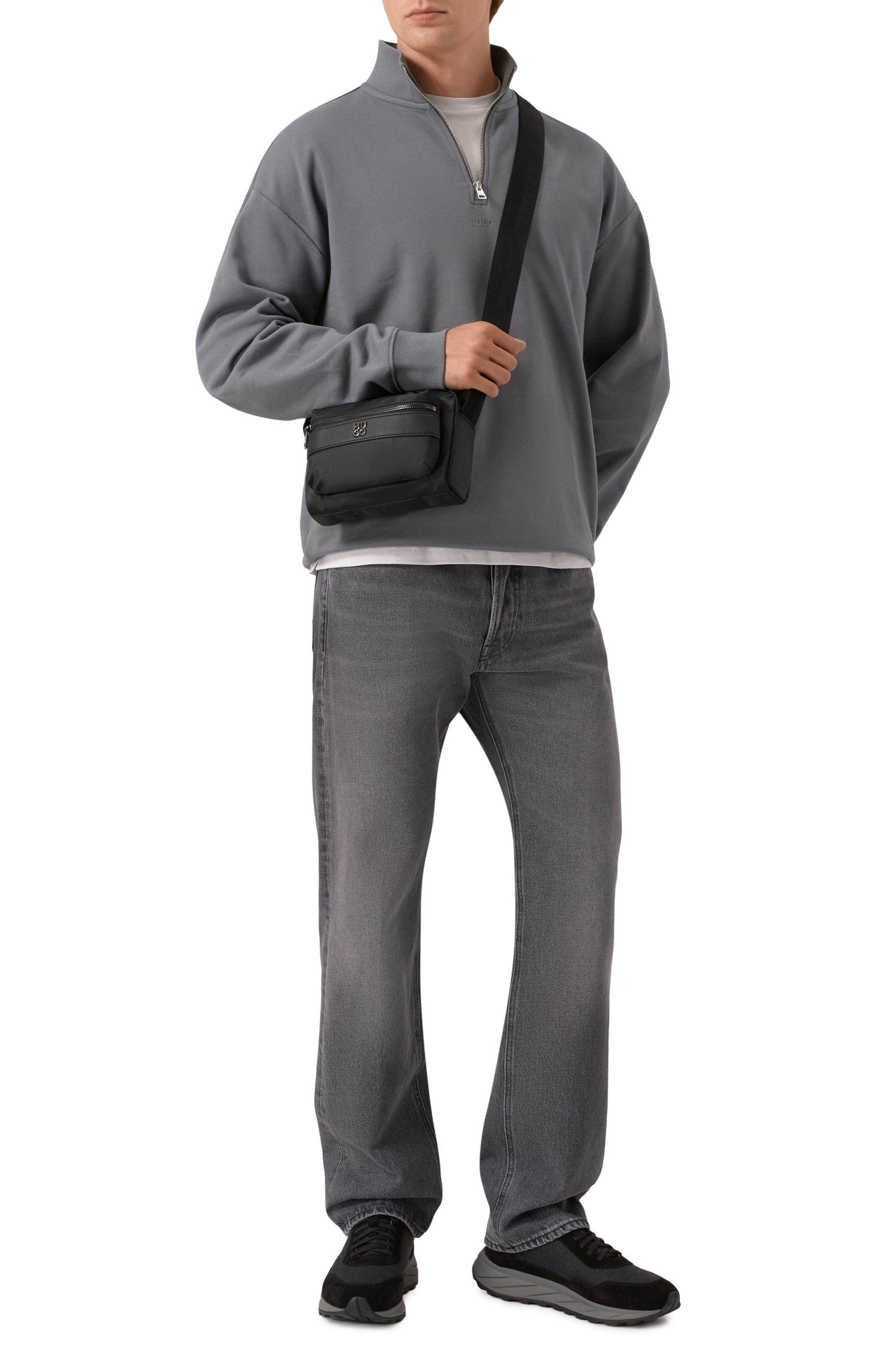 Сумка quantic HUGO черного цвета по цене 17950 руб., арт. 50547390, фото 7 Сумка quantic HUGO, арт. 50547390, фото 7