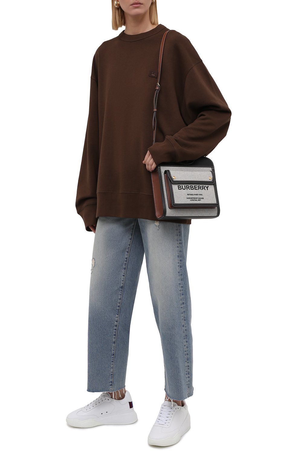 Хлопковый свитшот ACNE STUDIOS коричневого цвета по цене 21800 руб., арт. CI0072/W, фото 2 Хлопковый свитшот ACNE STUDIOS, арт. CI0072/W, фото 2