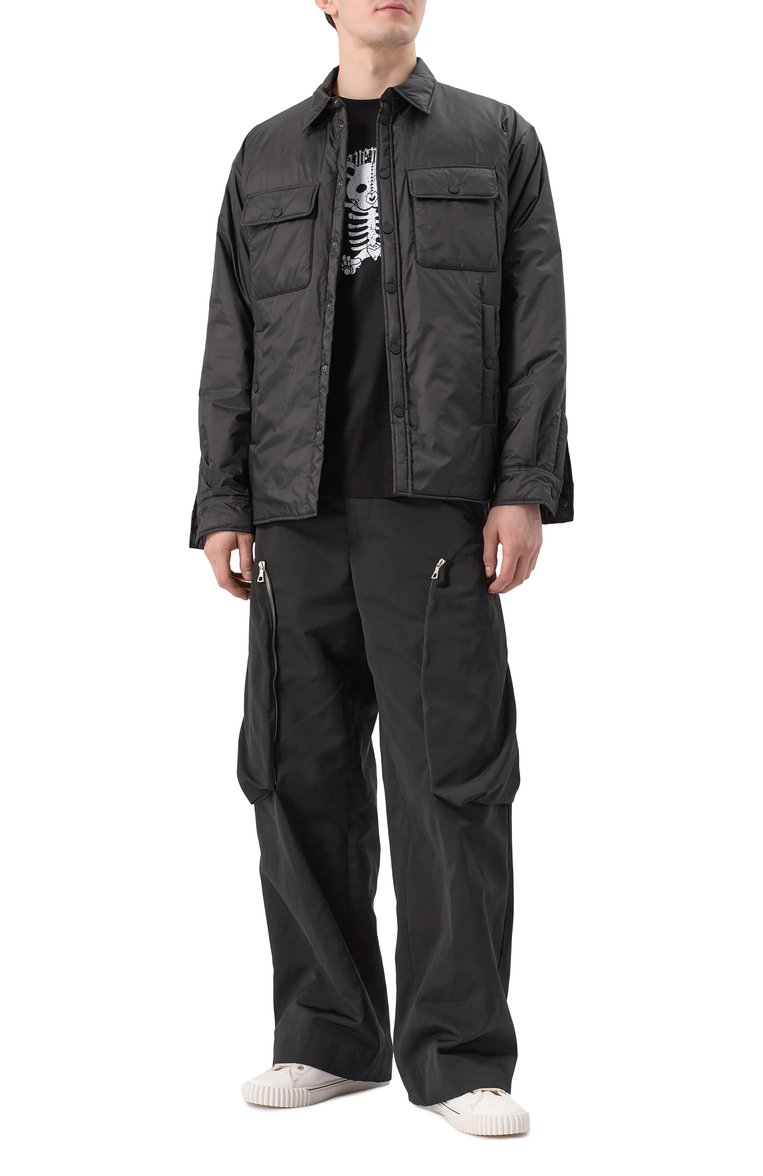 Мужская утепленная куртка-рубашка DSQUARED2 черного цвета, арт. S74DM0907/S54981 | Фото 2 (Материал сплава: Проставлено; Драгоценные камни: Проставлено; Длина (верхняя одежда): Короткие; Рукава: Длинные; Мужское Кросс-КТ: Куртка-рубашка; Стили: Кэжуэл; Материал внешний: Синтетический материал)