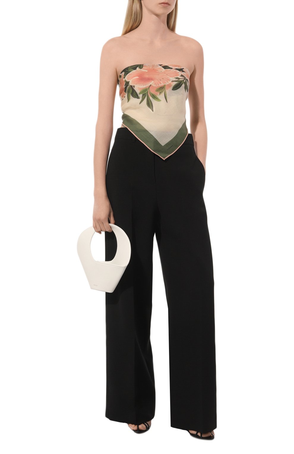 Платок из кашемира и шелка COLOMBO бежевого цвета по цене 104000 руб., арт. S7/70X70, фото 3 Платок из кашемира и шелка COLOMBO, арт. S7/70X70, фото 3