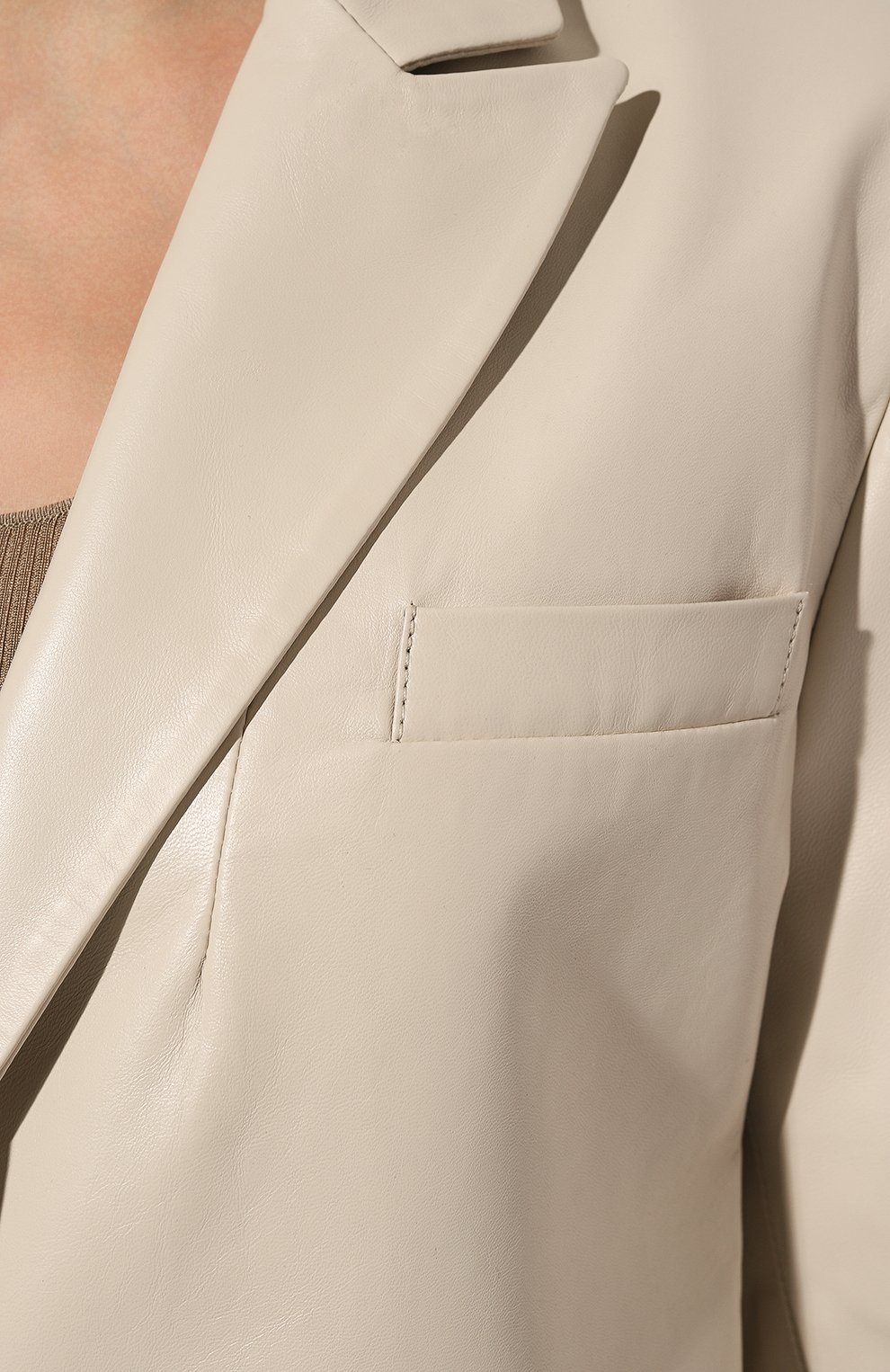 Кожаный жакет CHAUD STUDIO кремового цвета по цене 105000 руб., арт. YVESJACKET22, фото 5 Кожаный жакет CHAUD STUDIO, арт. YVESJACKET22, фото 5