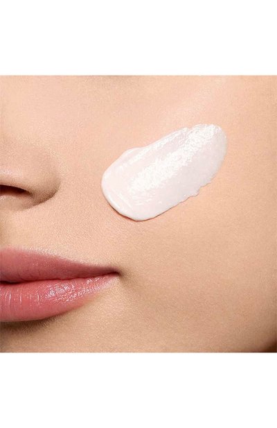 Дневной крем multi-active для любого типа кожи (50ml) CLARINS бесцветного цвета по цене 7000 руб., арт. 80081188, фото 3 Дневной крем multi-active для любого типа кожи (50ml) CLARINS, арт. 80081188, фото 3