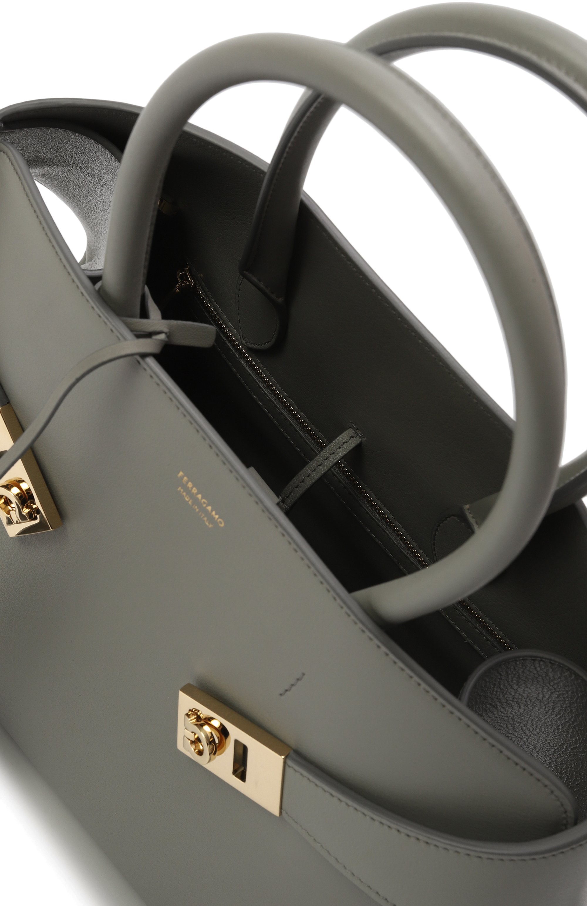 Сумка hug medium FERRAGAMO, арт. 215608/775279, фото 5