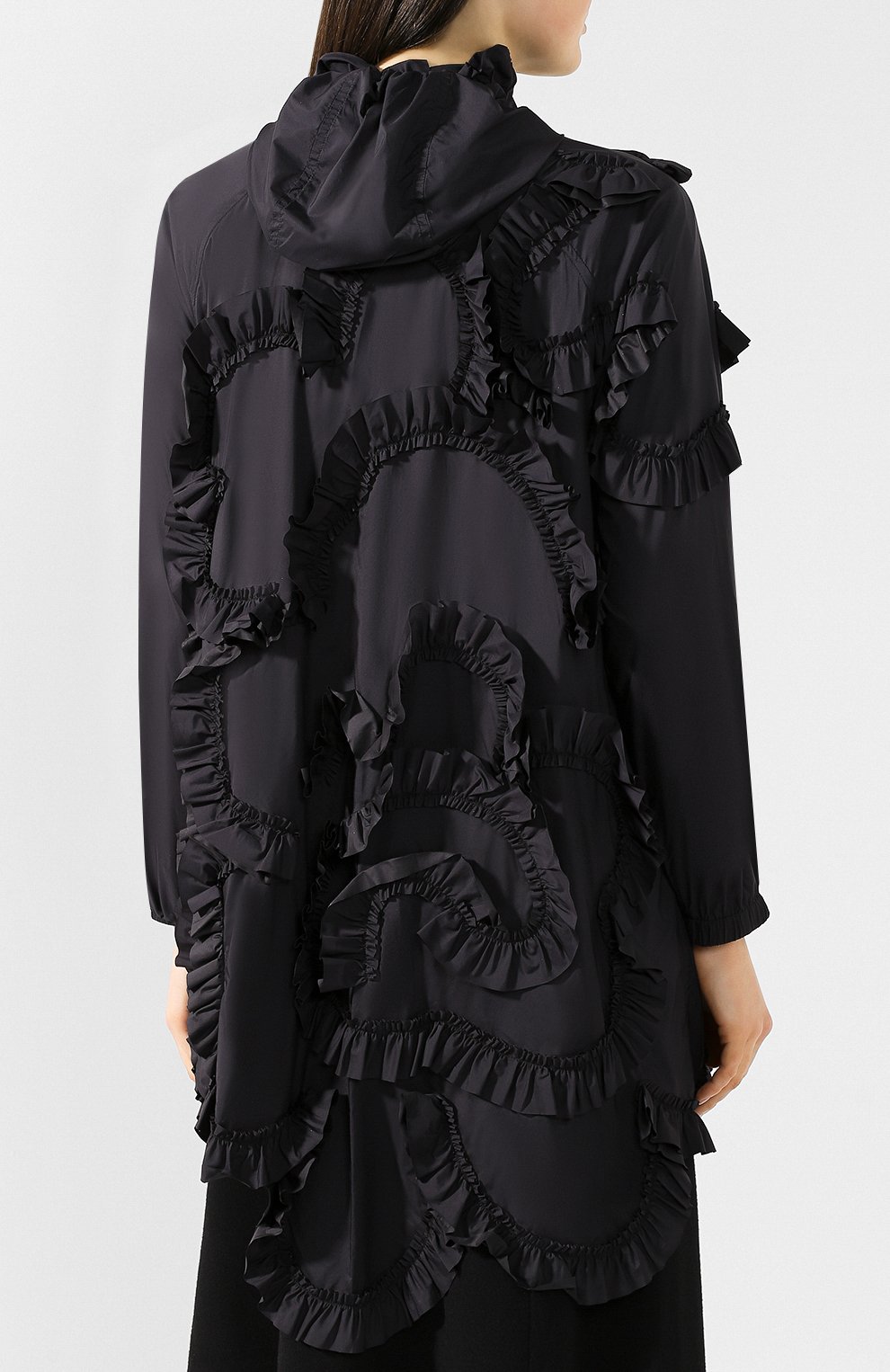 Куртка 4 moncler simone rocha MONCLER GENIUS черного цвета по цене 89300 руб., арт. E1-09W-47003-05-C0047, фото 4 Куртка 4 moncler simone rocha MONCLER GENIUS, арт. E1-09W-47003-05-C0047, фото 4