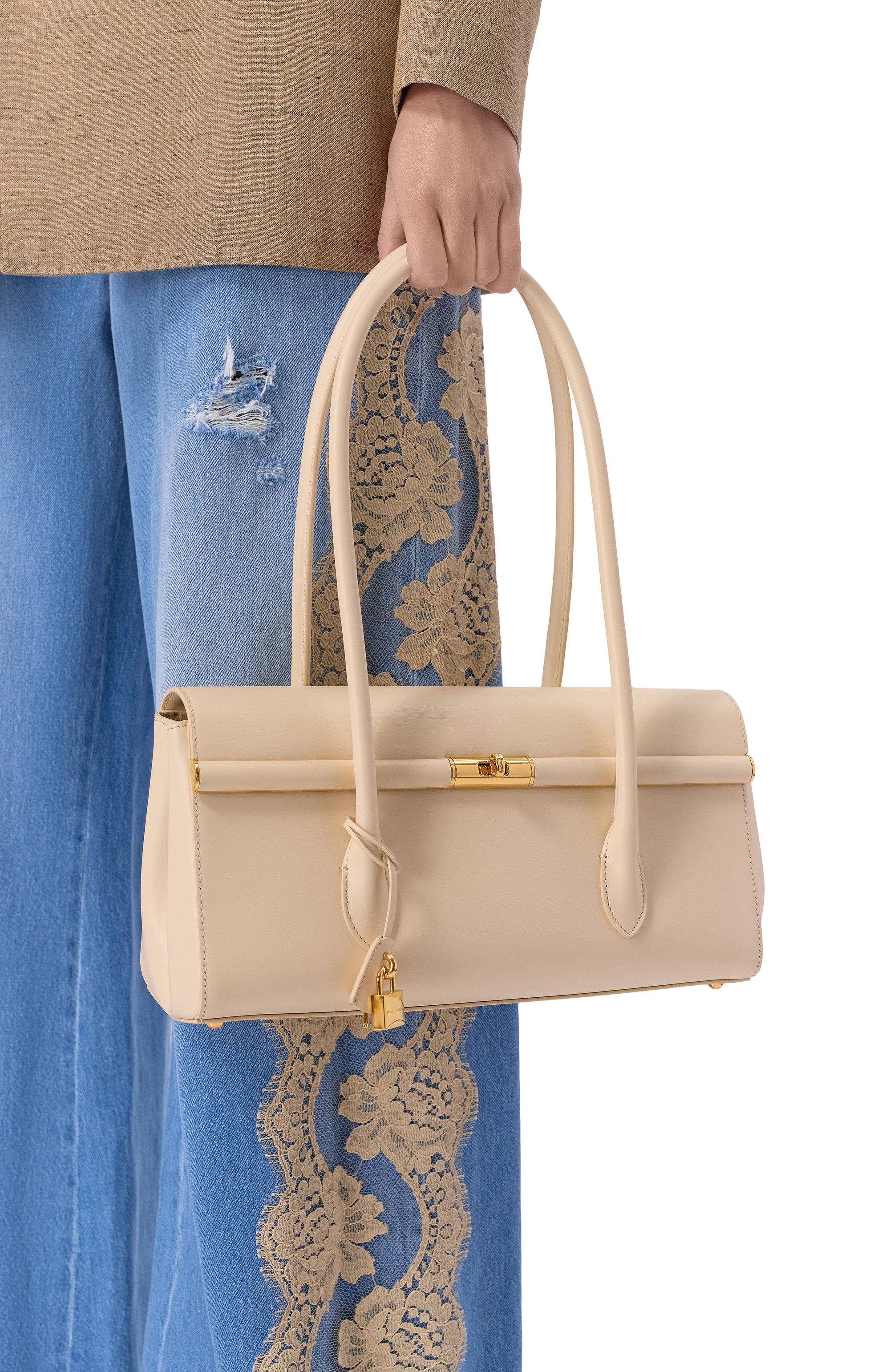 Сумка marlene DOLCE & GABBANA кремового цвета по цене 324500 руб., арт. BB7927/A3G19, фото 2 Сумка marlene DOLCE & GABBANA, арт. BB7927/A3G19, фото 2