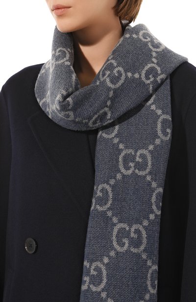 Шерстяной шарф GUCCI голубого цвета по цене 56160 руб., арт. 676610 3G200, фото 2 Шерстяной шарф GUCCI, арт. 676610 3G200, фото 2