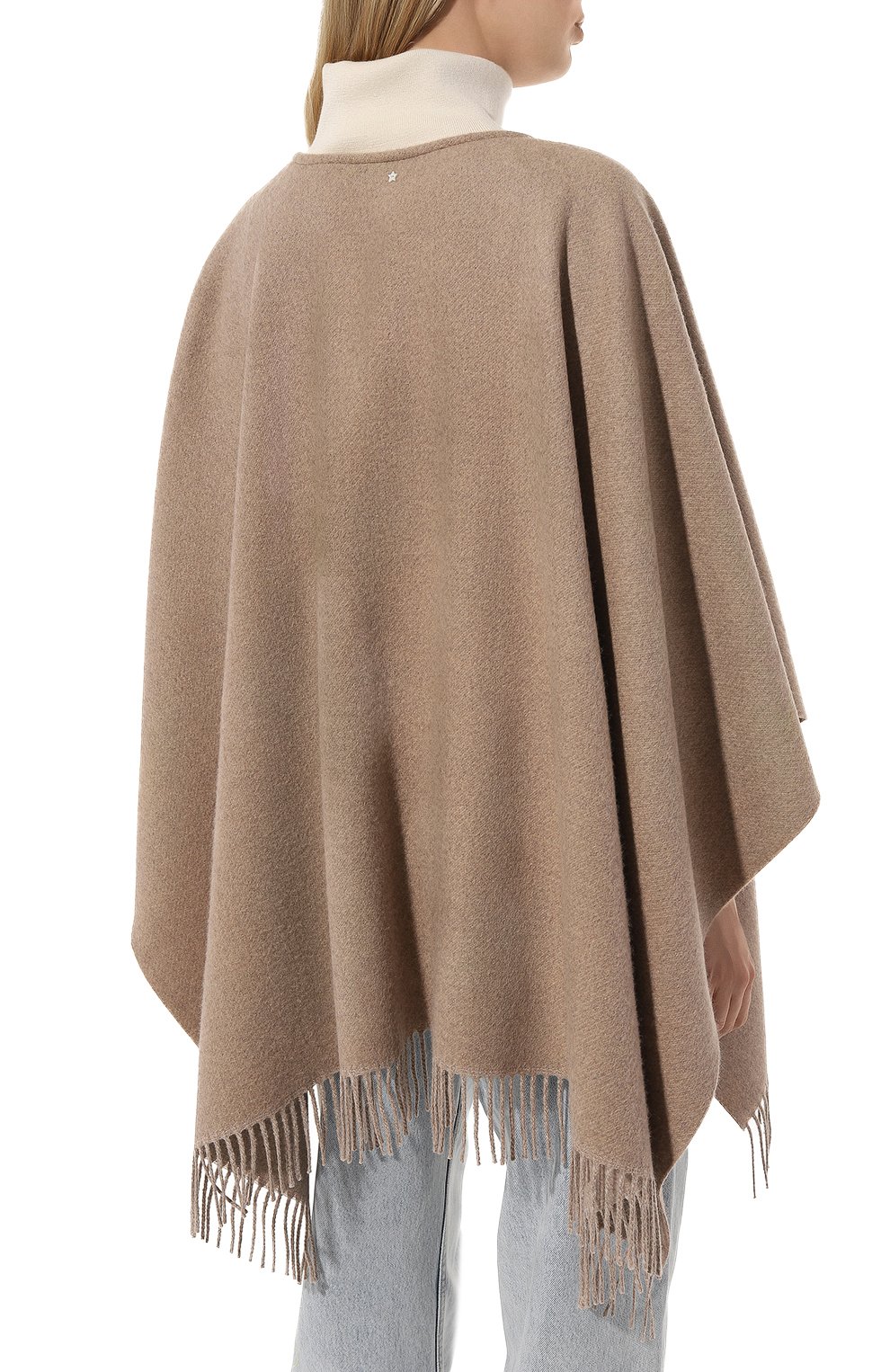Шерстяная накидка LORENA ANTONIAZZI бежевого цвета по цене 86850 руб., арт. A23230SP20A/9999, фото 4 Шерстяная накидка LORENA ANTONIAZZI, арт. A23230SP20A/9999, фото 4