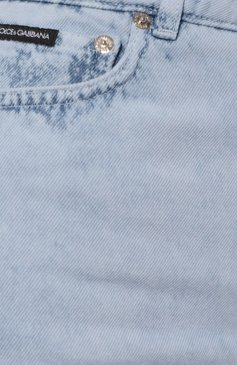 Женские джинсы DOLCE & GABBANA голубого цвета, арт. FTC69Z/G8LX3 | Фото 5 (Материал сплава: Проставлено; Кросс-КТ: Деним; Силуэт Ж (брюки и джинсы): Прямые; Материал внешний: Деним, Хлопок; Длина (брюки, джинсы): Удлиненные; Драгоценные камни: Проставлено; Детали: Потертости; Стили: Кэжуэл)