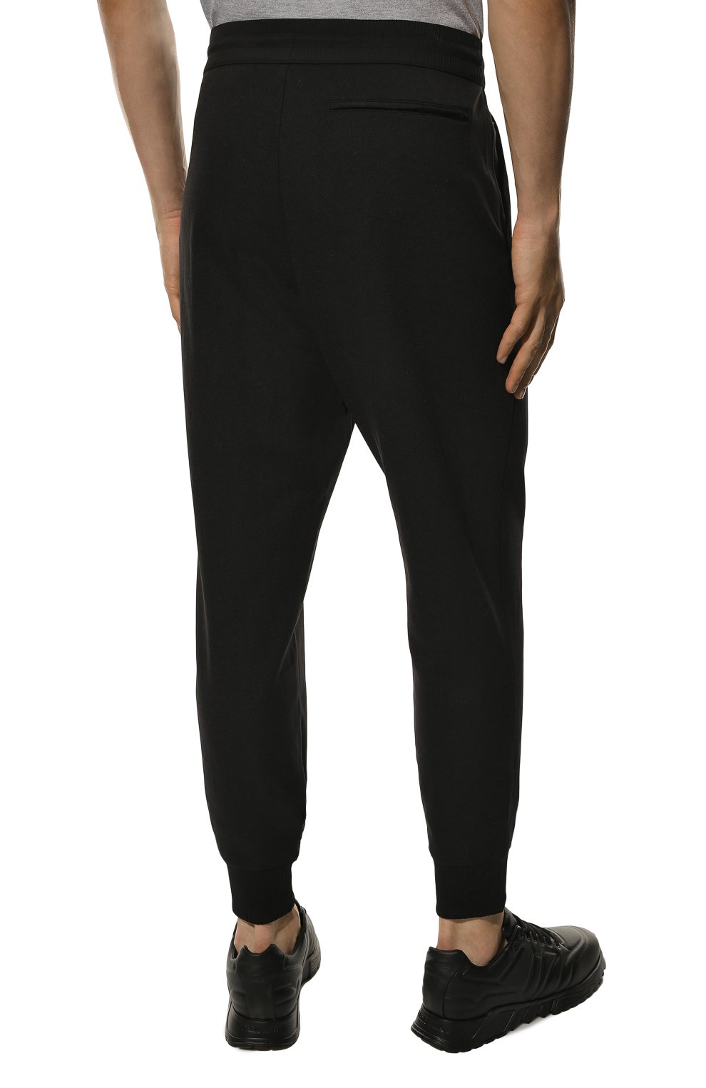 Джоггеры Y-3 черного цвета по цене 31400 руб., арт. FN3385, фото 4 Джоггеры Y-3, арт. FN3385, фото 4