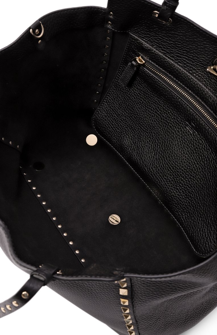 Женская сумка-тоут rockstud medium VALENTINO черного цвета, арт. 5W2B0970/VSF | Фото 5 (Ремень/цепочка: На ремешке; Материал: Натуральная кожа; Размер: medium; Автоматизация состава: Проставлено; Автоматизация ТО: Проставлено)