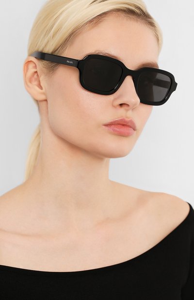 Солнцезащитные очки PRADA черного цвета по цене 24000 руб., арт. 11XS-1AB5S0, фото 2 Солнцезащитные очки PRADA, арт. 11XS-1AB5S0, фото 2