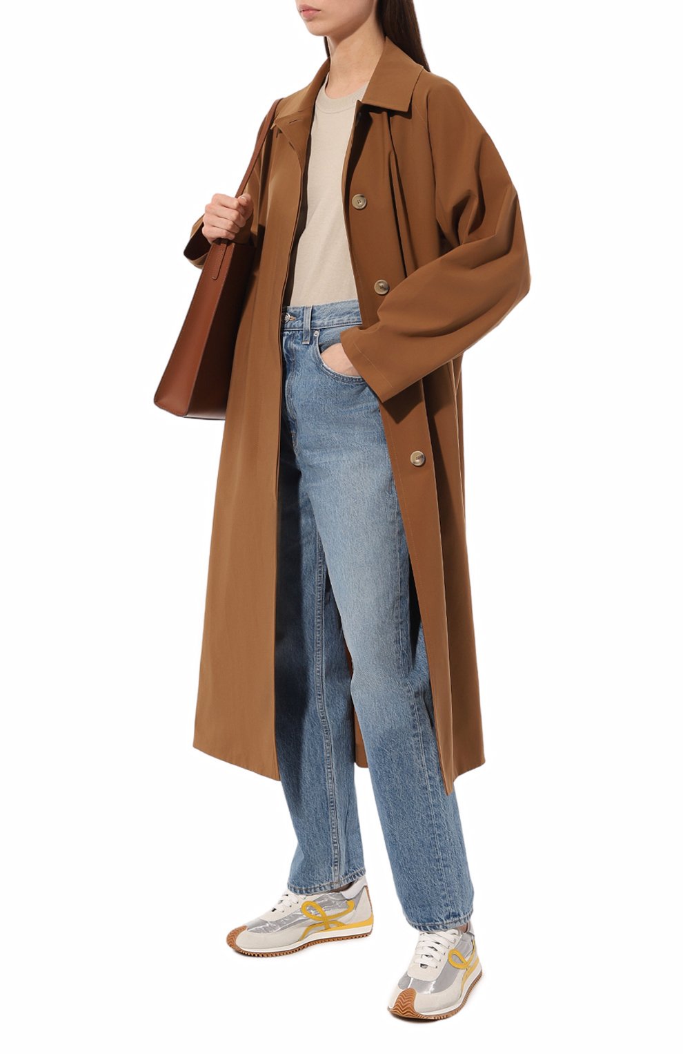 Комбинированные кроссовки flow runner LOEWE кремового цвета по цене 79300 руб., арт. L814282X62, фото 2 Комбинированные кроссовки flow runner LOEWE, арт. L814282X62, фото 2