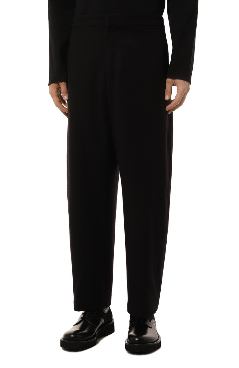 Мужские шерстяные брюки JIL SANDER черного цвета, арт. J47KA0233/J40182 | Фото 3 (Драгоценные камни: Проставлено; Материал сплава: Проставлено; Длина (брюки, джинсы): Стандартные; Материал внешний: Шерсть; Случай: Повседневный; Стили: Минимализм)