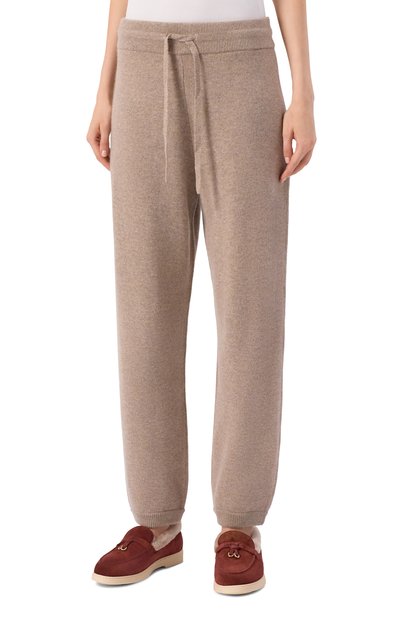 Кашемировые джоггеры ARCH4 бежевого цвета по цене 77250 руб., арт. KNTR2183, фото 3 Кашемировые джоггеры ARCH4, арт. KNTR2183, фото 3