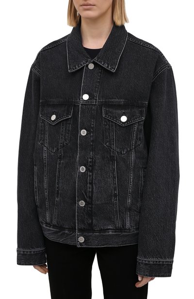 Джинсовая куртка VETEMENTS черного цвета по цене 136000 руб., арт. UE51JA250B 2802/W, фото 3 Джинсовая куртка VETEMENTS, арт. UE51JA250B 2802/W, фото 3