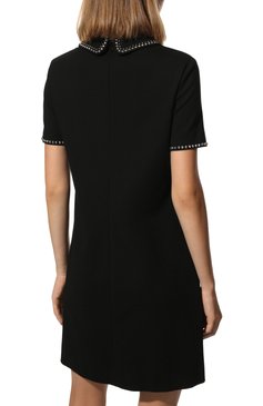Женское платье MIU MIU черного цвета, арт. MF4440-1Z3T-F0002 | Фото 4 (Длина Ж (юбки, платья, шорты): Мини; Материал внешний: Синтетический материал, Вискоза; Рукава: Короткие; Женское Кросс-КТ: Платье-одежда; Случай: Повседневный; Стили: Классический; Материал сплава: Простав�лено; Драгоценные камни: Проставлено)