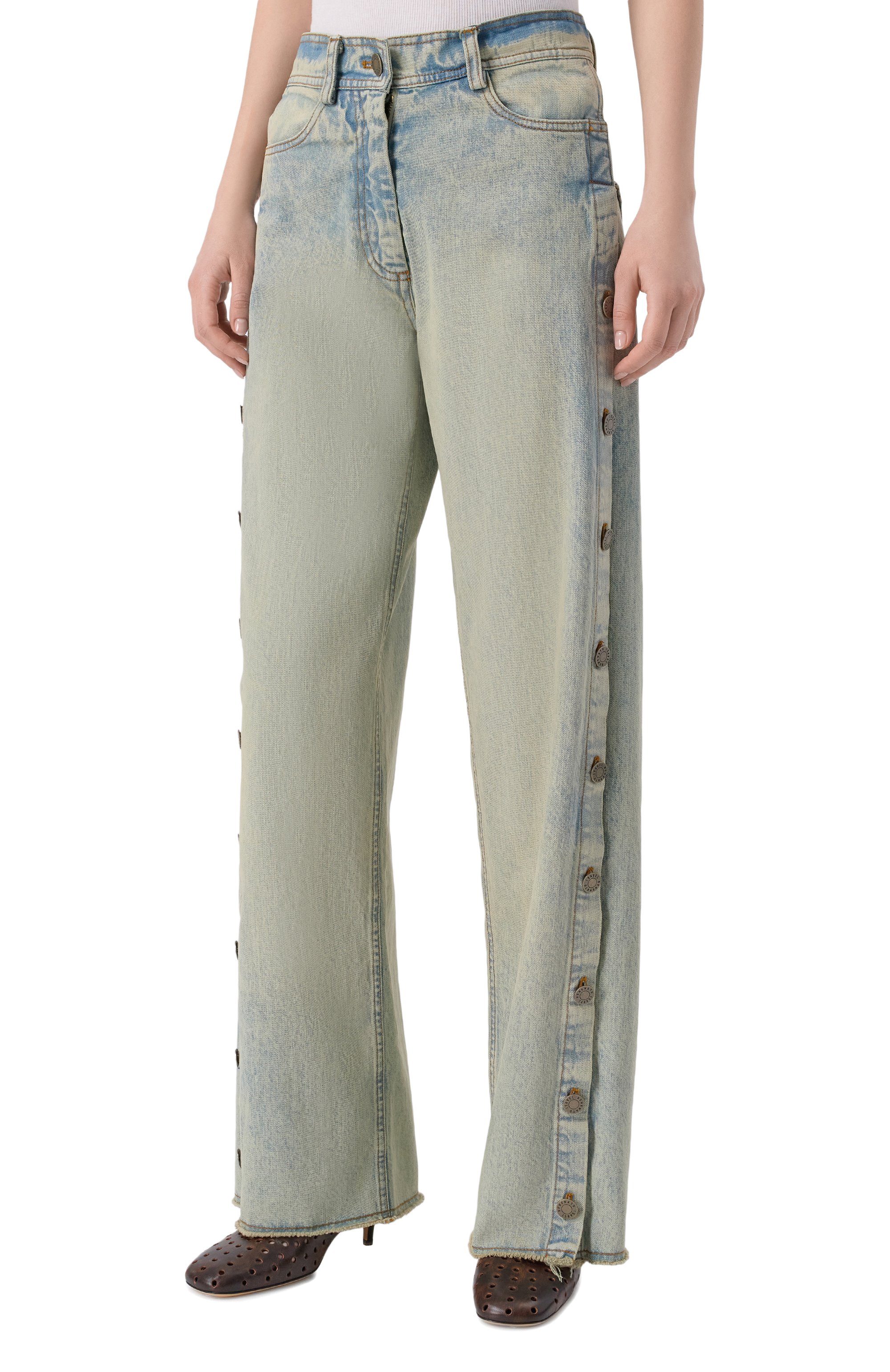 Джинсы ISABEL BENENATO голубого цвета по цене 92150 руб., арт. DW52DS26, фото 3 Джинсы ISABEL BENENATO, арт. DW52DS26, фото 3