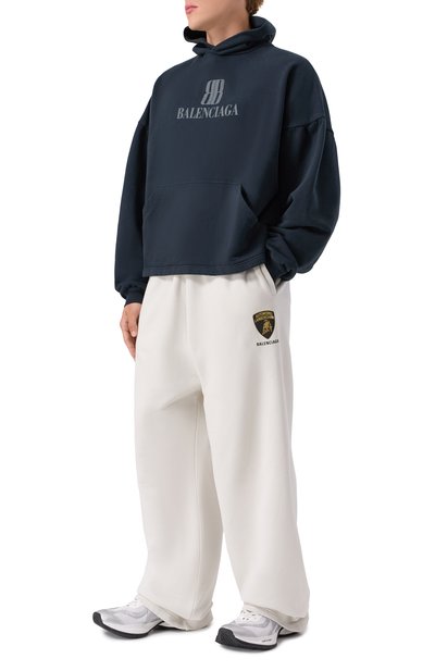 Мужские хлопковые брюки balenciaga x automobili lamborghini BALENCIAGA, арт. 826637/TSVR1