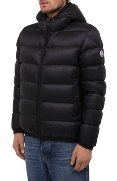 Мужская пуховик myosotis MONCLER черного цвета, арт. G2-091-1A000-97-53334 | Фото 3 (Рукава: Длинные; Материал утеплителя: Пух и перо; Материал внешний: Синтетический материал; Материал подклада: Синтетический материал; Длина (верхняя одежда): Короткие; Кросс-КТ: Куртка; Мужское Кросс-КТ: пуховик-короткий; Стили: Кэжуэл; Региональные ограничения белый список (Axapta Mercury): RU; Материал сплава: Проставлено; Драгоценные камни: Проставлено)