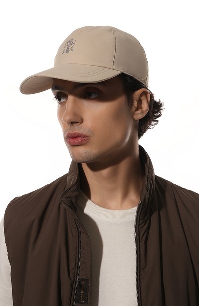 Бейсболка BRUNELLO CUCINELLI светло-бежевого цвета по цене 38100 руб., арт. MM45A9985, фото 2 Бейсболка BRUNELLO CUCINELLI, арт. MM45A9985, фото 2