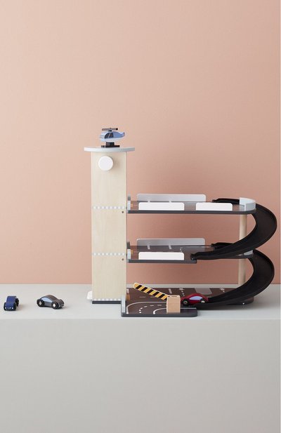 Игрушечная парковка KID`S CONCEPT черного цвета по цене 18950 руб., арт. 1000308, фото 3 Игрушечная парковка KID`S CONCEPT, арт. 1000308, фото 3