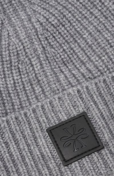 Кашемировая шапка JACOB COHEN серого цвета по цене 42850 руб., арт. 25I P/JUM_SA001 080 X0012 FL, фото 3 Кашемировая шапка JACOB COHEN, арт. 25I P/JUM_SA001 080 X0012 FL, фото 3