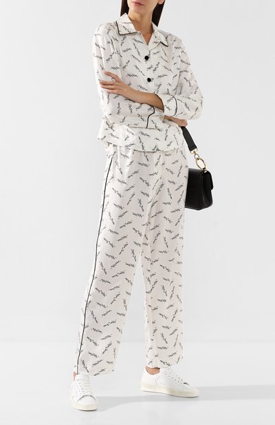 Шелковые брюки MARC JACOBS (THE) молочного цвета по цене 52750 руб., арт. M4007919, фото 2 Шелковые брюки MARC JACOBS (THE), арт. M4007919, фото 2