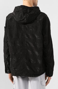 Мужская анорак STONE ISLAND SHADOW PROJECT черного цвета, арт. 721940301 | Фото 4 (Длина (верхняя од�ежда): Короткие; Материал внешний: Синтетический материал; Материал подклада: Синтетический материал; Мужское Кросс-КТ: Верхняя одежда; Рукава: Длинные; Кросс-КТ: Ветровки, Куртка, Легкие; Материал сплава: Проставлено; Драгоценные камни: Проставлено; Стили: Кэжуэл)