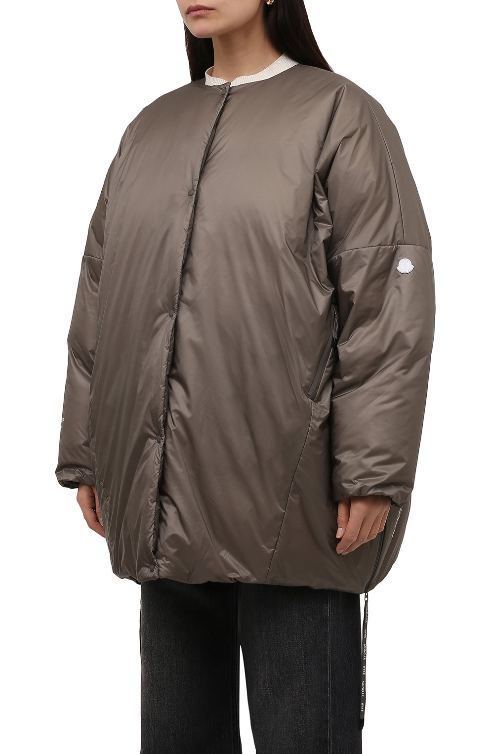Пуховик 4 moncler hyke MONCLER GENIUS серого цвета по цене 125500 руб., арт. G2-09K-1A000-08-M1186, фото 3 Пуховик 4 moncler hyke MONCLER GENIUS, арт. G2-09K-1A000-08-M1186, фото 3