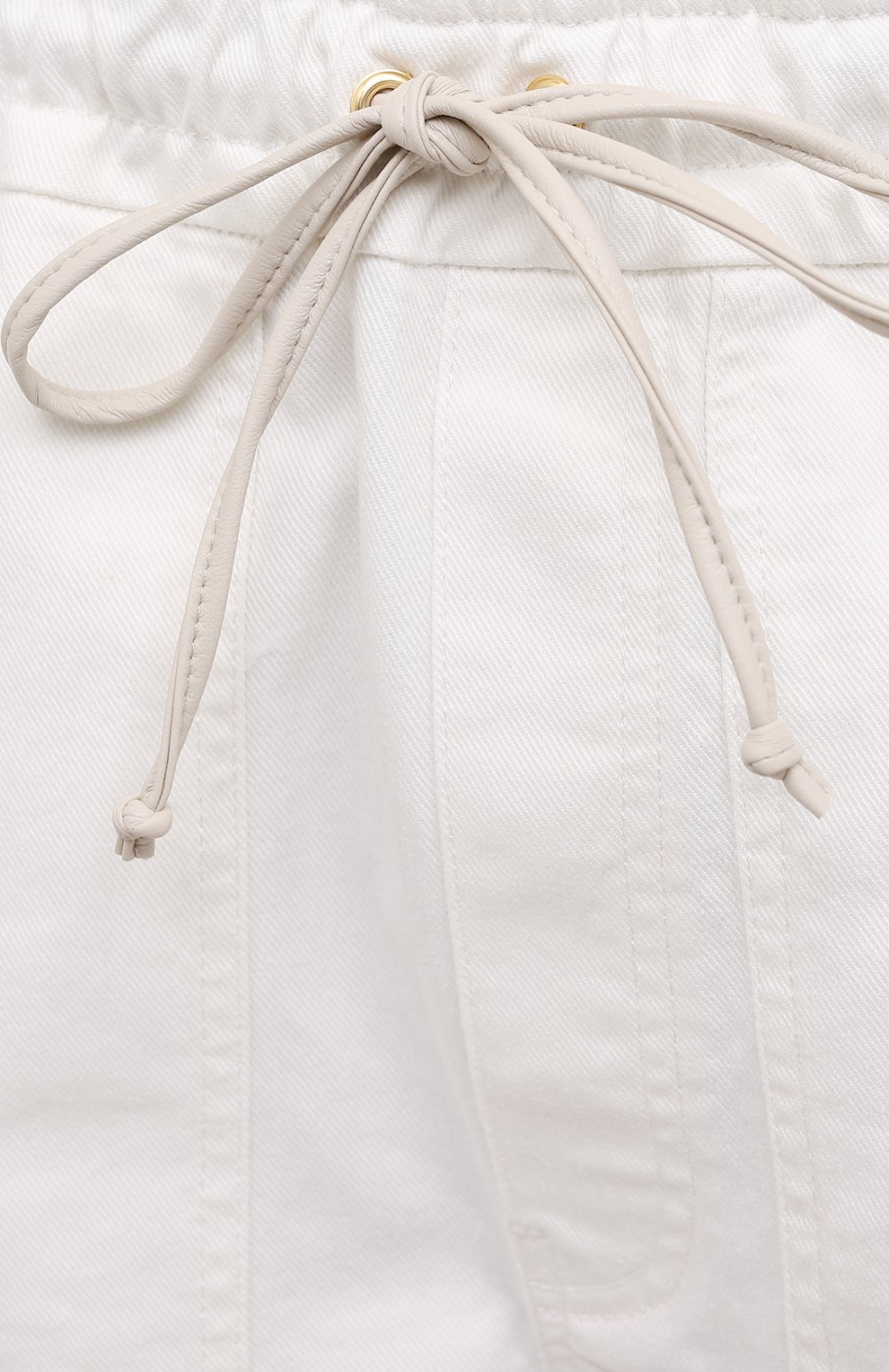 Хлопковые шорты NANUSHKA белого цвета по цене 29800 руб., арт. HADI_WHITE_C0MF0RT STRETCH DENIM, фото 5 Хлопковые шорты NANUSHKA, арт. HADI_WHITE_C0MF0RT STRETCH DENIM, фото 5